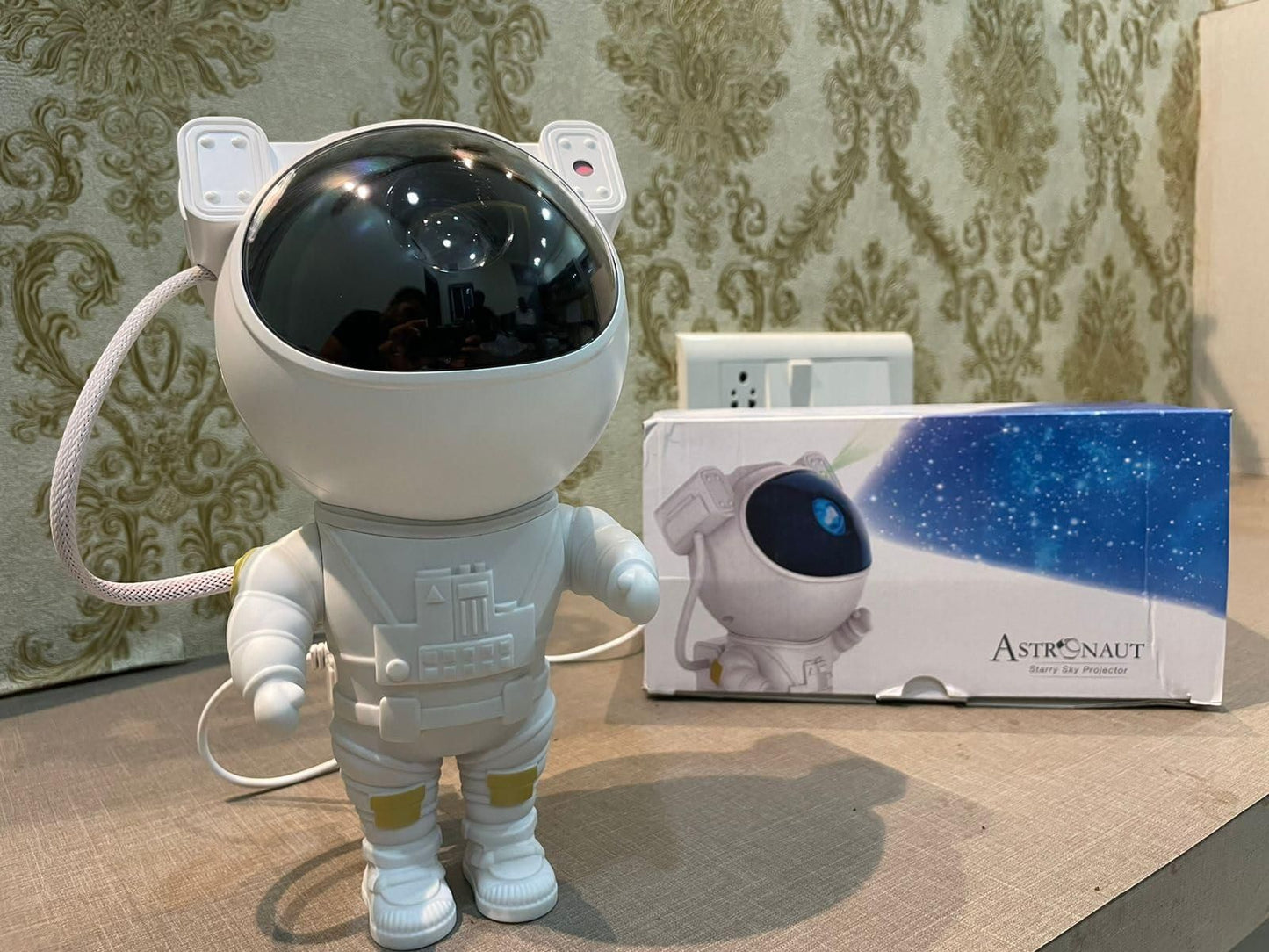 360° Astronaut Galaxy Projector