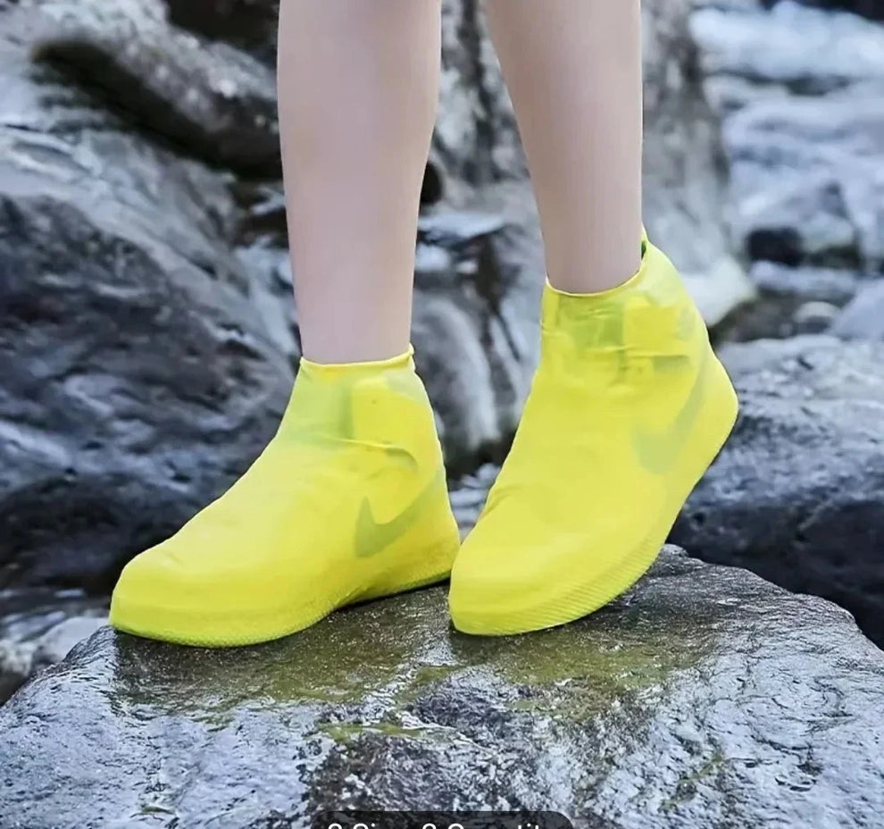 RainGuard™ Silicone Shoe Covers – Waterproof & Anti-Slip